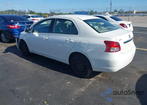 2010 Toyota Yaris из США, поврежденный, VIN JTDBT4K39A4070704